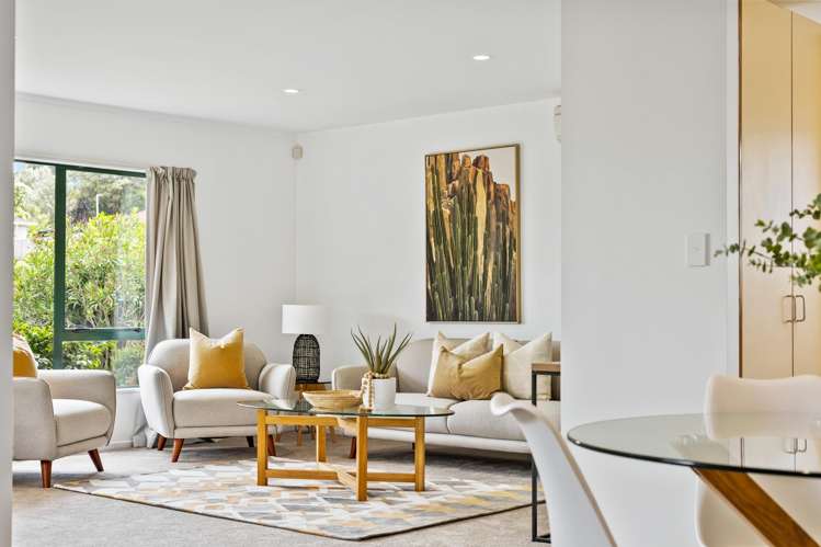 82 Kamara Road Glen Eden_5