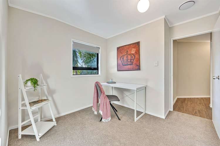 11 Raphael Place West Harbour_23