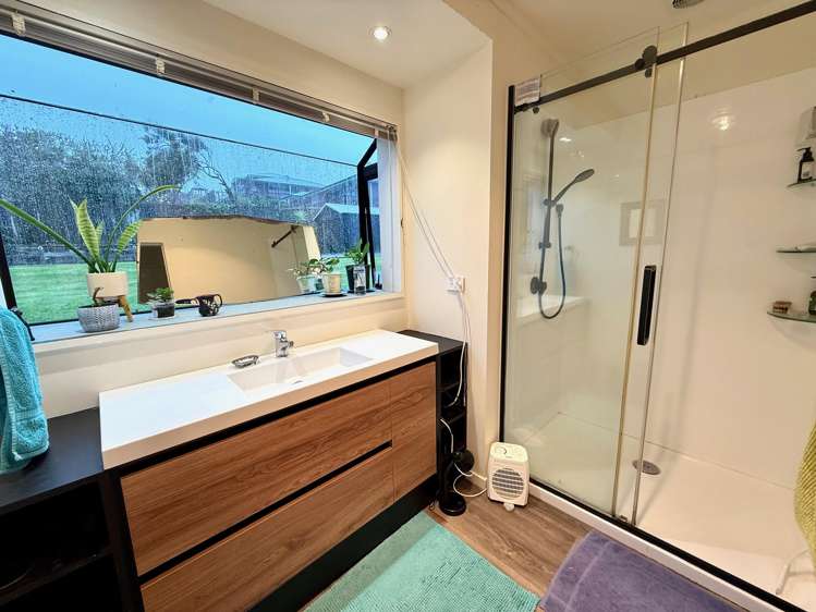 14 James Street Raglan_16