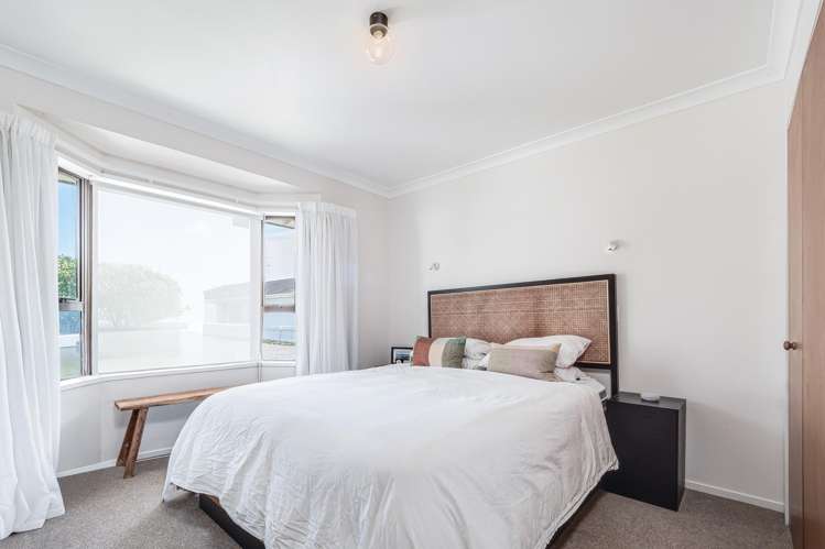 8 Conrad Place Leamington_7