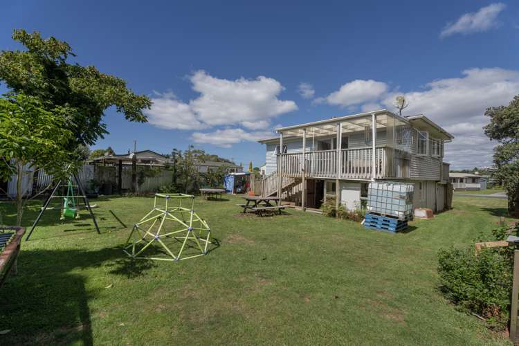 3 Daphne Road Tairua_31