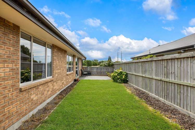 28 Streamside Terrace 1467_14