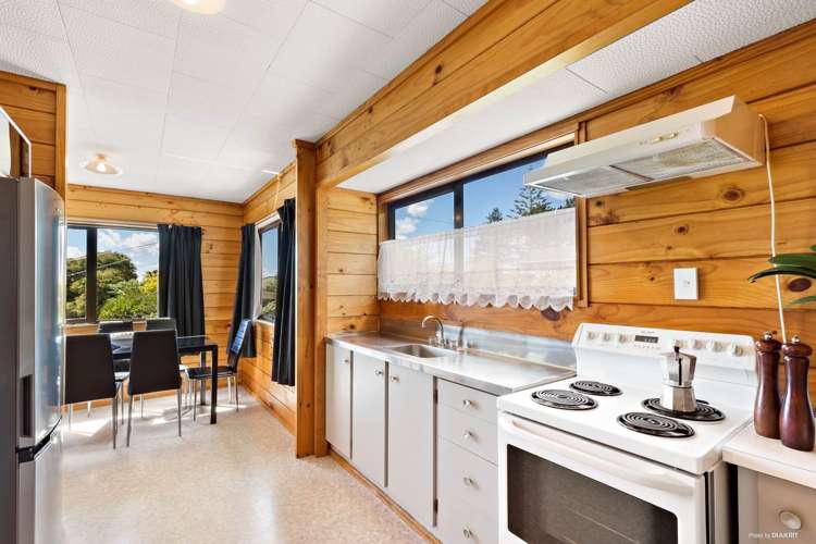 2/36a Tomo Street New Lynn_8