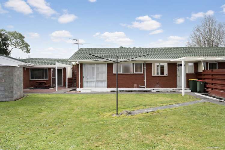 2/9 Cooper Place Papakura_11