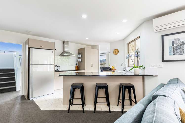 23 Henry Partington Place Greenhithe_5