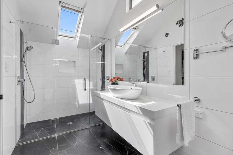 38 Revell Drive Ohauiti_25