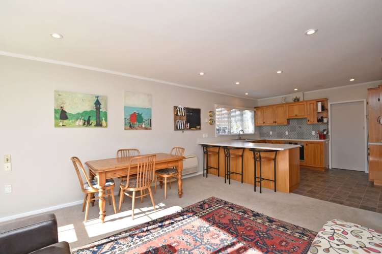 30 Cruickshank Crescent Rosedale_3