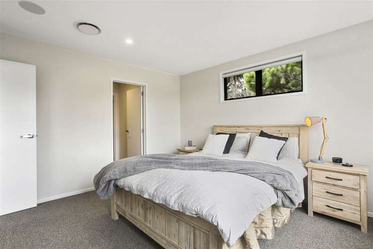 1 Daisy Burrell Drive Gulf Harbour_16