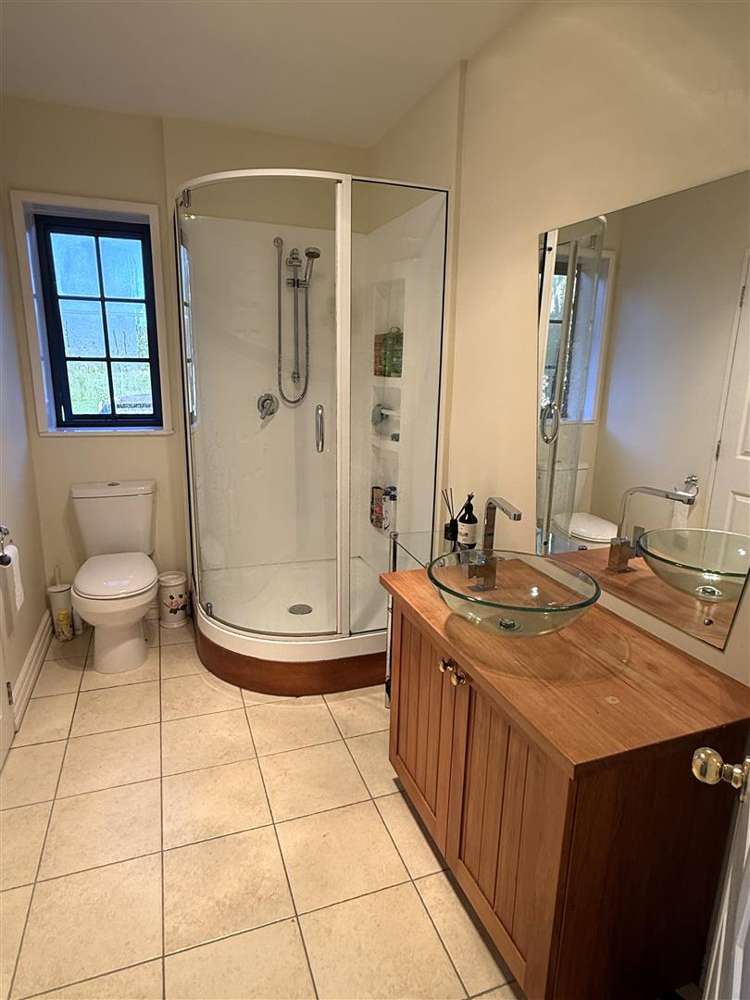 171 Coulson Road Paroa_20