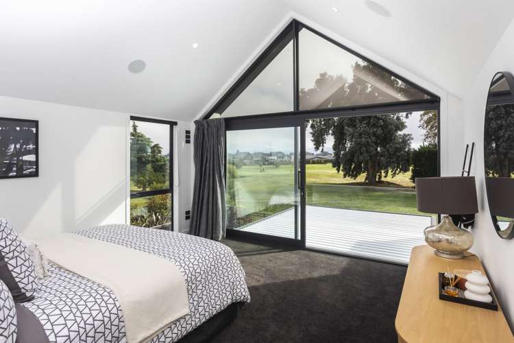 65 Waterstock Way Parklands_24