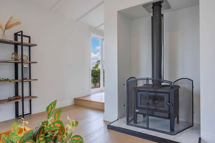 12 Bayside Avenue Te Atatu South_14