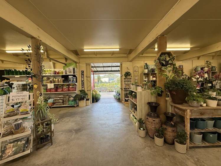 249-299 Main Road Kumeu_8