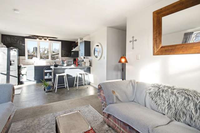 5662 West Coast Road Springfield_4