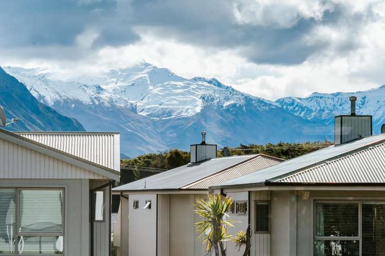 5 Rowley Place Wanaka_13