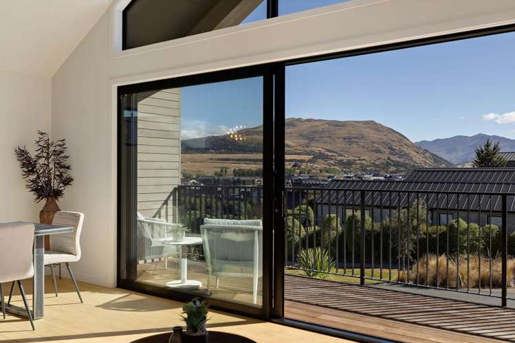 B/45 McAdam Drive Jacks Point_12