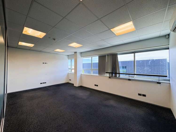 120 Montreal Street Sydenham_11