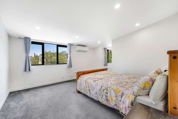 21 Beach Road Mellons Bay_18