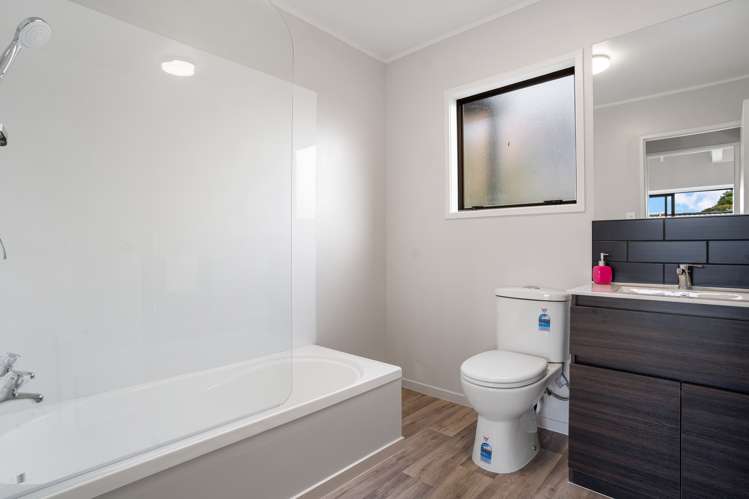 1/24 Archibald Road Kelston_10