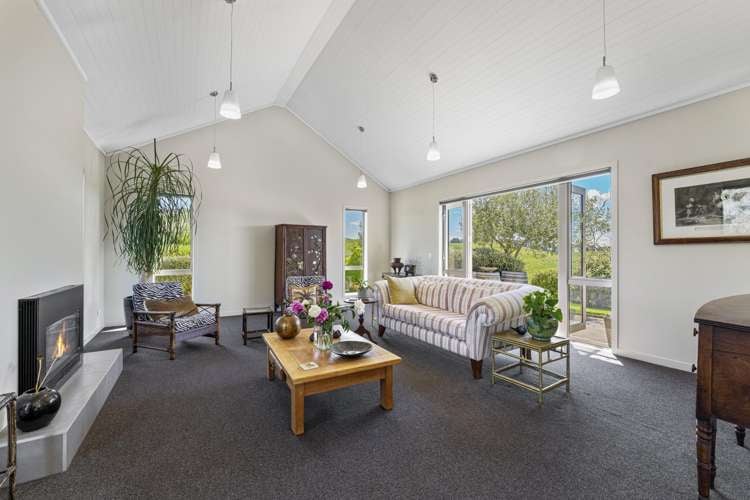 40 Glenlochy Rise Acacia Bay_3