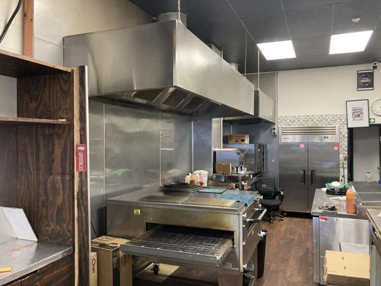 Unit 1A, 5 Peachgrove Road Hamilton East_2