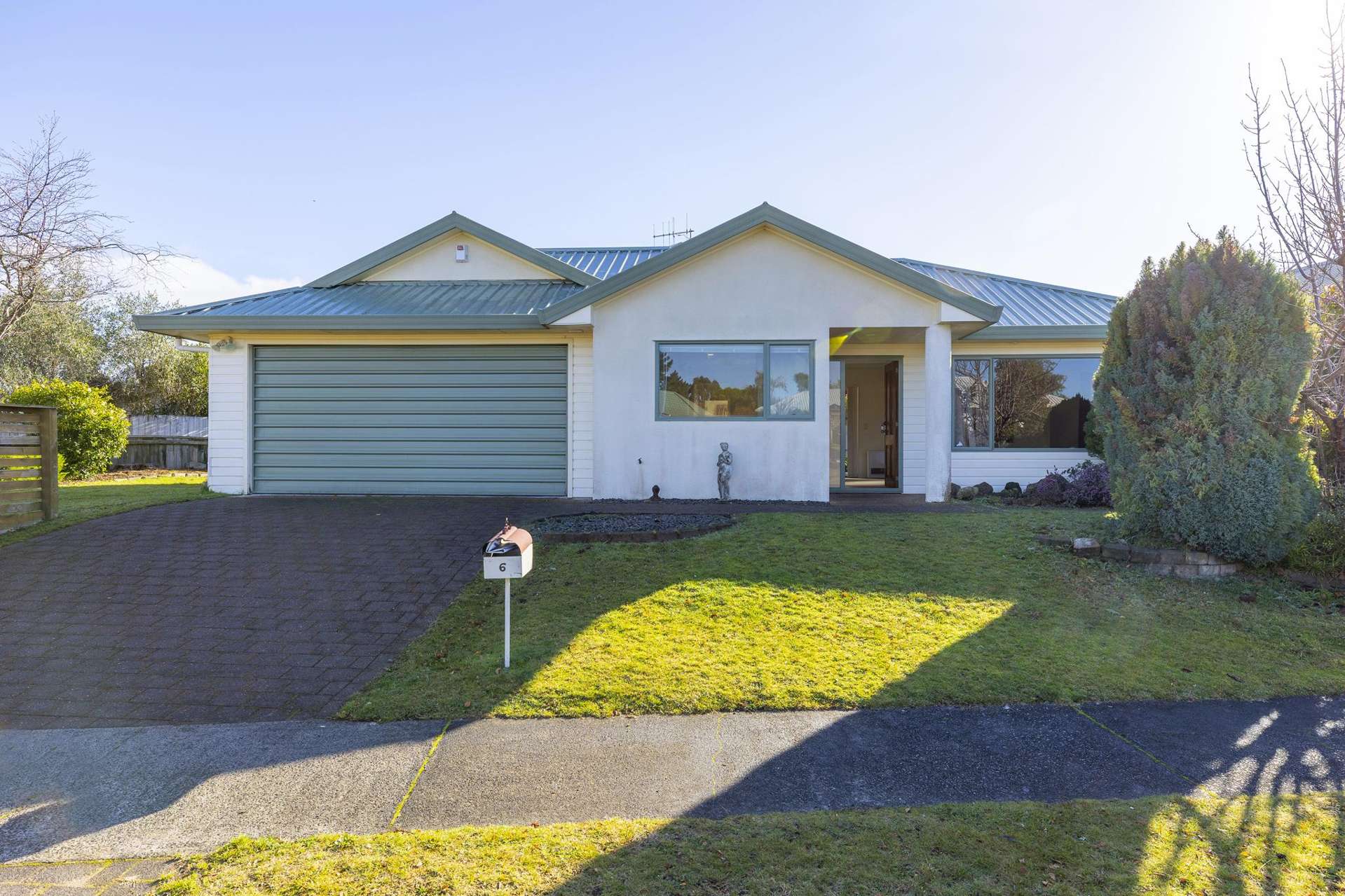 6 Balmoral Drive Hilltop_0