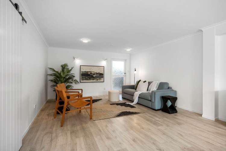 86 Princess Road Bellevue_19