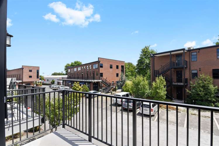 14 Village Quarter Lane Frankton_9