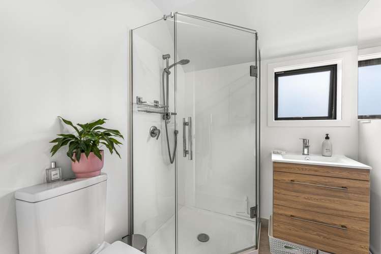 1/71 Ruawai Road Mount Wellington_13