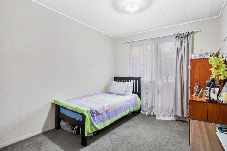 55 Leybourne Circle Glen Innes_22