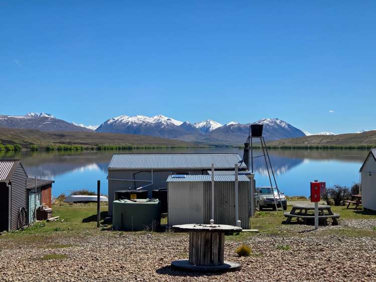 Hut 38 217 Lake Alexandrina South Road Lake Tekapo_22