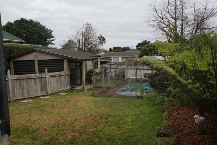 208 Captain Springs Road Onehunga_1