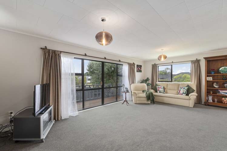 4 Gates Road Waikanae Beach_7