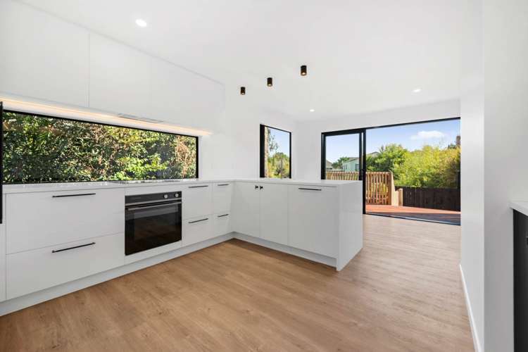 4/97 Cook Street Howick_15