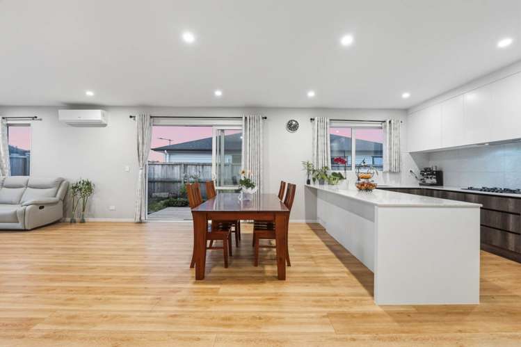 6 Ahorangi Road Silverdale_10