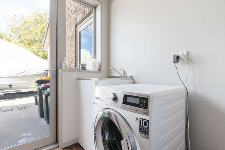 42 Pohutukawa Crescent Parklands_20