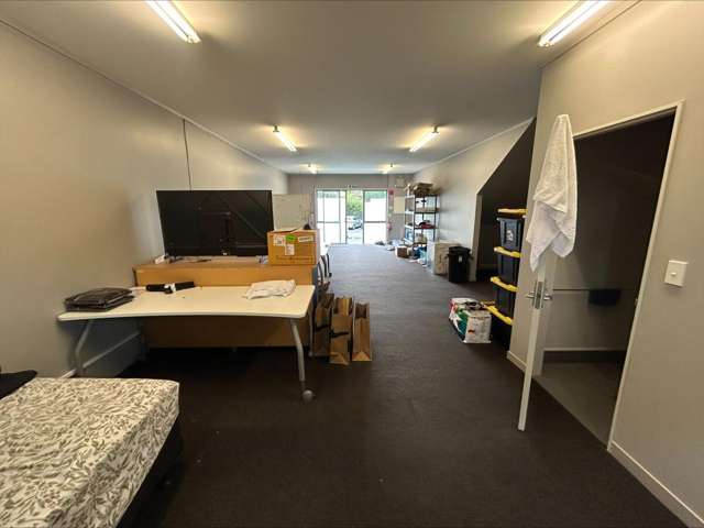 25/203 Kirkbride Road Mangere_3