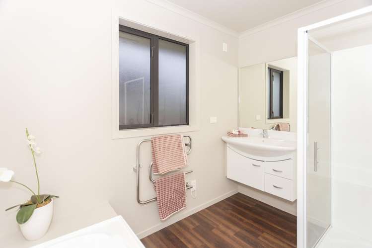 58b Essex Street Weston_14