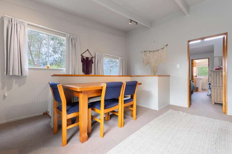 6 Menin Road Raumati South_5