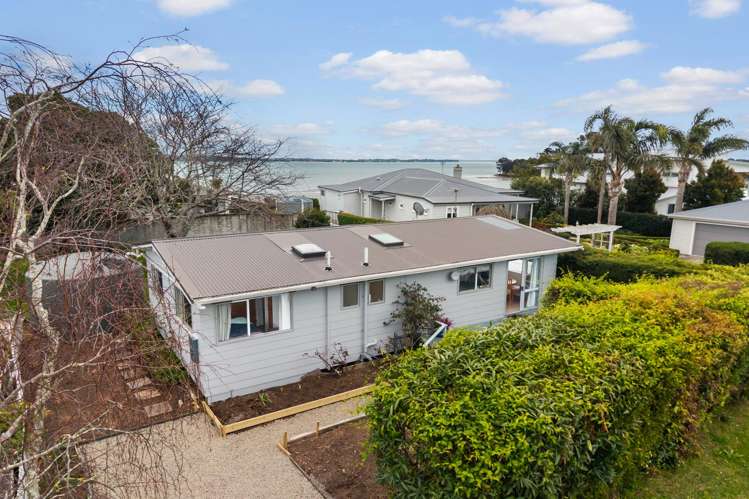 5 Puriri Road Beachlands_17