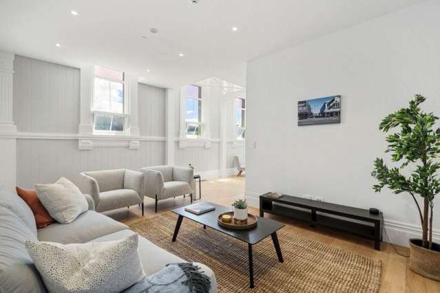  2/16 View Road Mount Eden_4