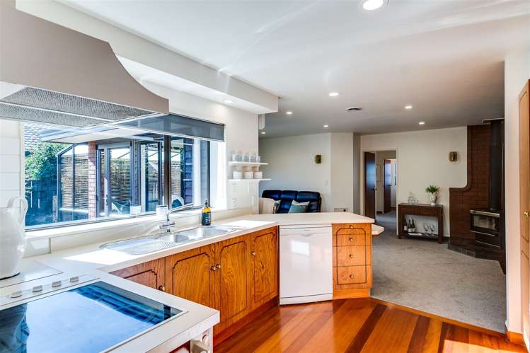 2 Webb Place Taradale_7