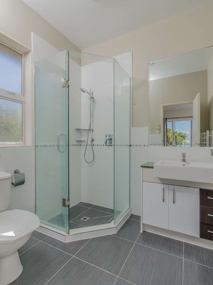 5 Miromiro Street Greenhithe_11