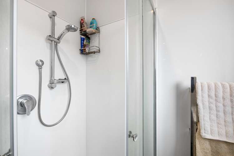 19 Aspiring Crescent Chartwell_12