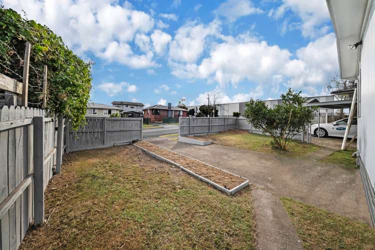 2/2 Dagenham Street Manurewa_16