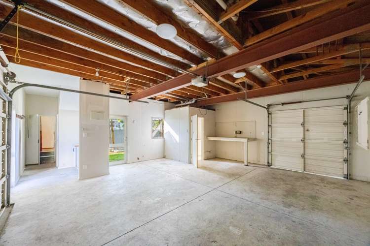 23 Gebbie Road Taradale_17