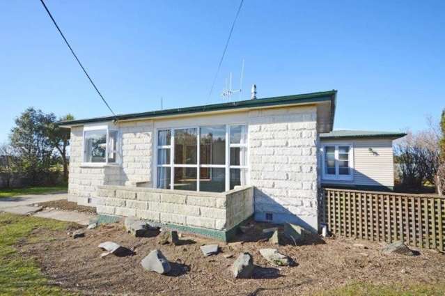 22 Waimate Highway Makikihi_1