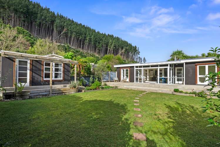 7 Poneke Drive Waikanae_1