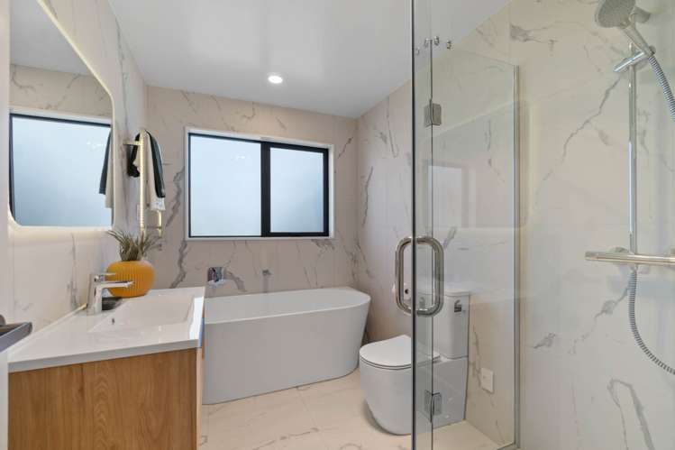 88A Norman Lesser Drive St Johns_24