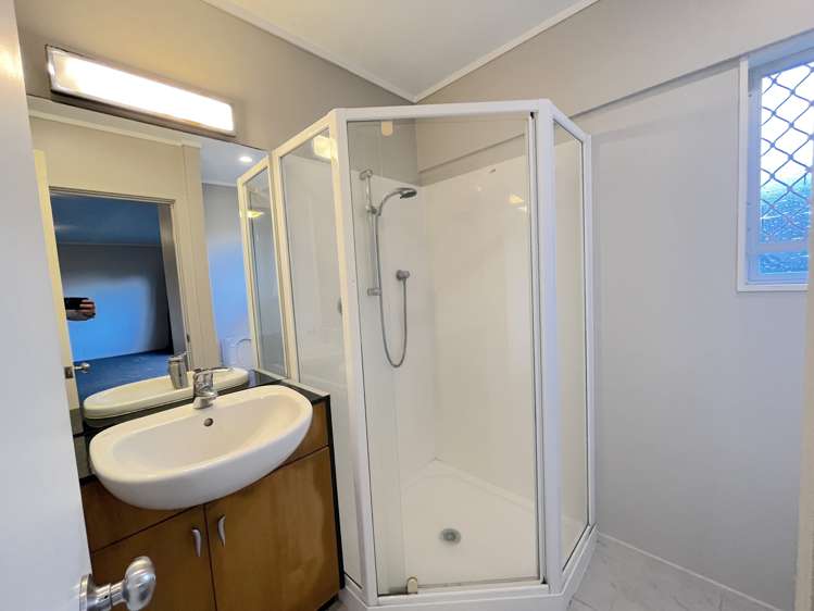 36a Pyatt Crescent Saint Johns_13