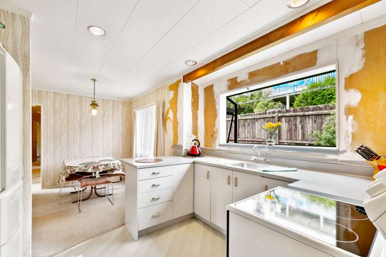 699 Huia Road Parau_7